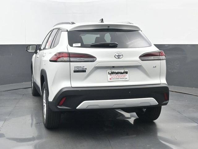 New 2026 Toyota Corolla Cross LE FWD image 17