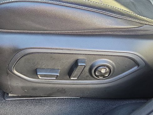 Used 2023 Jeep Grand Cherokee Altitude image 14