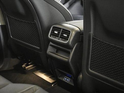 New 2026 Mercedes-Benz GLE 450e 4MATIC image 19