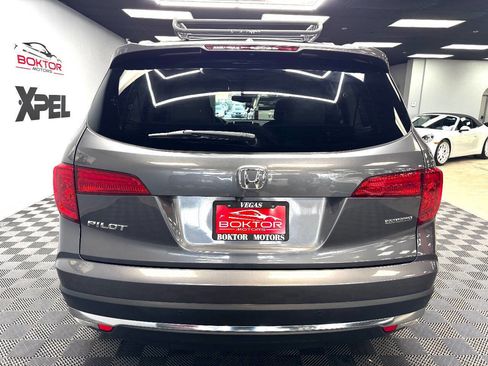 Used 2017 Honda Pilot Touring image 11