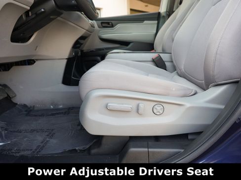 Used 2024 Honda Odyssey EX image 12