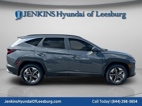 New 2026 Hyundai Tucson SEL image 3