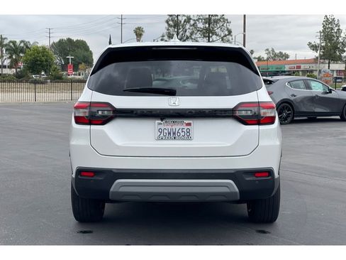 Certified 2023 Honda Pilot EX-L image 4