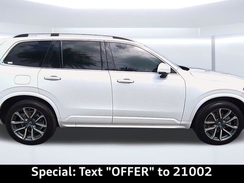 Used 2019 Volvo XC90 T5 Momentum w/ Protection Package Premier image 37