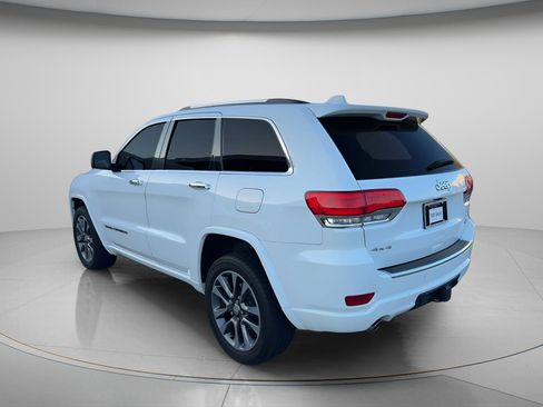 Used 2017 Jeep Grand Cherokee Overland AWD/4WD image 8