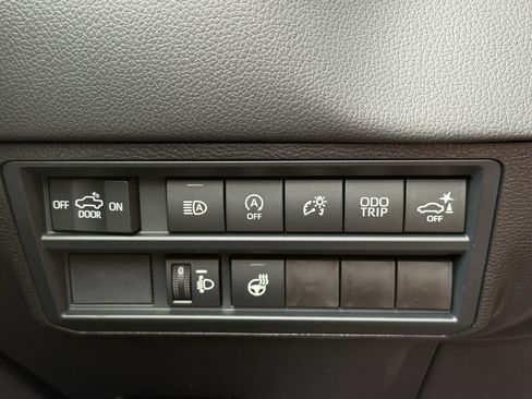 New 2026 Toyota Tundra Limited image 34