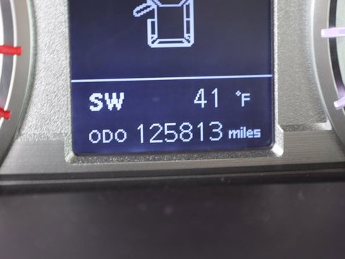 Used 2016 Toyota 4Runner SR5 Premium image 14