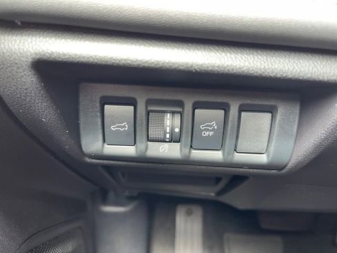 Used 2023 Subaru Outback Limited XT AWD/4WD image 24