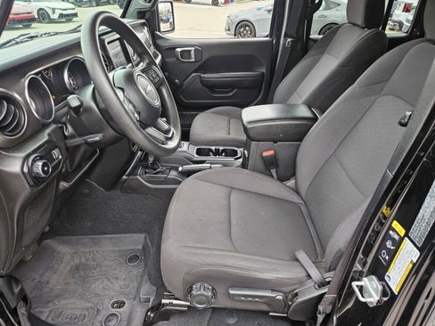 Used 2023 Jeep Wrangler Unlimited Sport AWD/4WD image 7