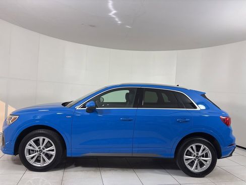 Used 2023 Audi Q3 2.0T Premium AWD/4WD image 2