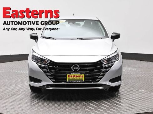 Used 2024 Nissan Versa S w/ Trunk Package FWD image 2