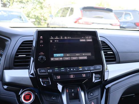 Certified 2023 Honda Odyssey Touring image 22