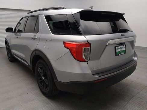 Used 2022 Ford Explorer XLT RWD image 5