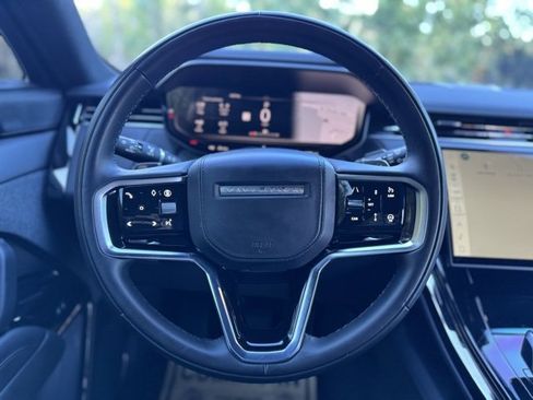 Used 2024 Land Rover Range Rover Sport SE image 24