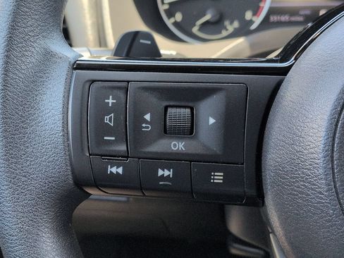 Used 2023 Nissan Rogue SV AWD/4WD image 20