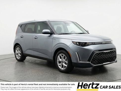 Used 2025 Kia Soul LX w/ LX Technology Package image 1