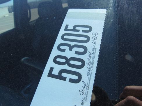 Used 2018 Jeep Grand Cherokee Altitude image 29