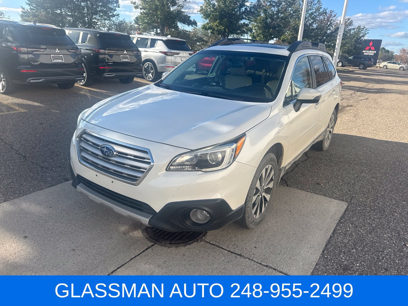 Used 2016 Subaru Outback 2.5i Limited AWD/4WD image 1