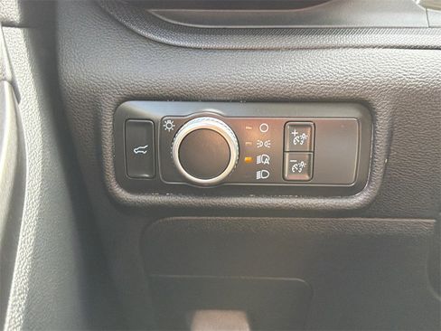 Used 2021 Ford Explorer 2WD image 22