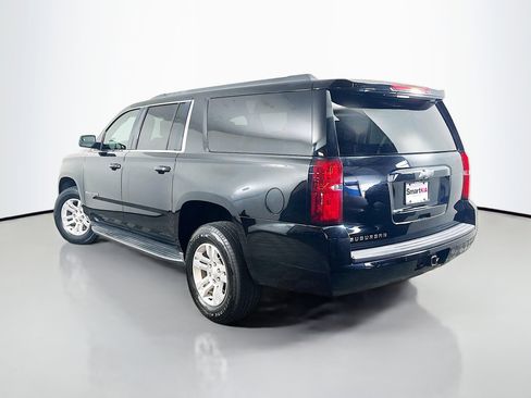 Used 2018 Chevrolet Suburban LS RWD image 5