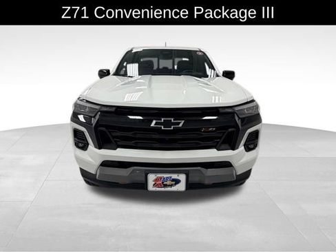 Certified 2023 Chevrolet Colorado Z71 w/ Z71 Convenience Package 2 AWD/4WD image 9