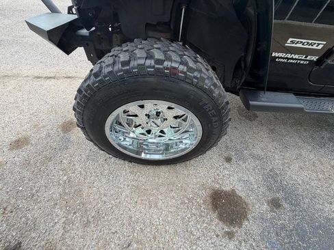 Used 2016 Jeep Wrangler Unlimited Sport AWD/4WD image 8