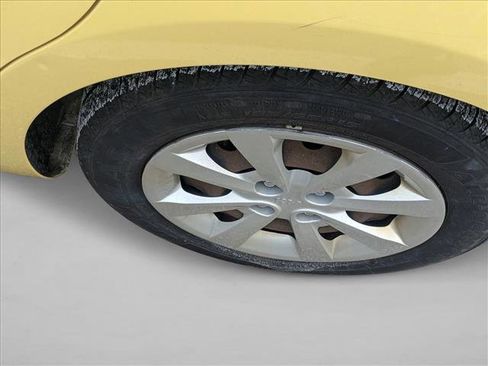 Used 2016 Kia Rio LX image 9