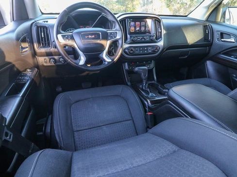 Used 2018 GMC Canyon SLE w/ SLE Convenience Package image 16