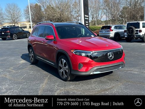 Certified 2024 Mercedes-Benz EQB 300 4MATIC image 1