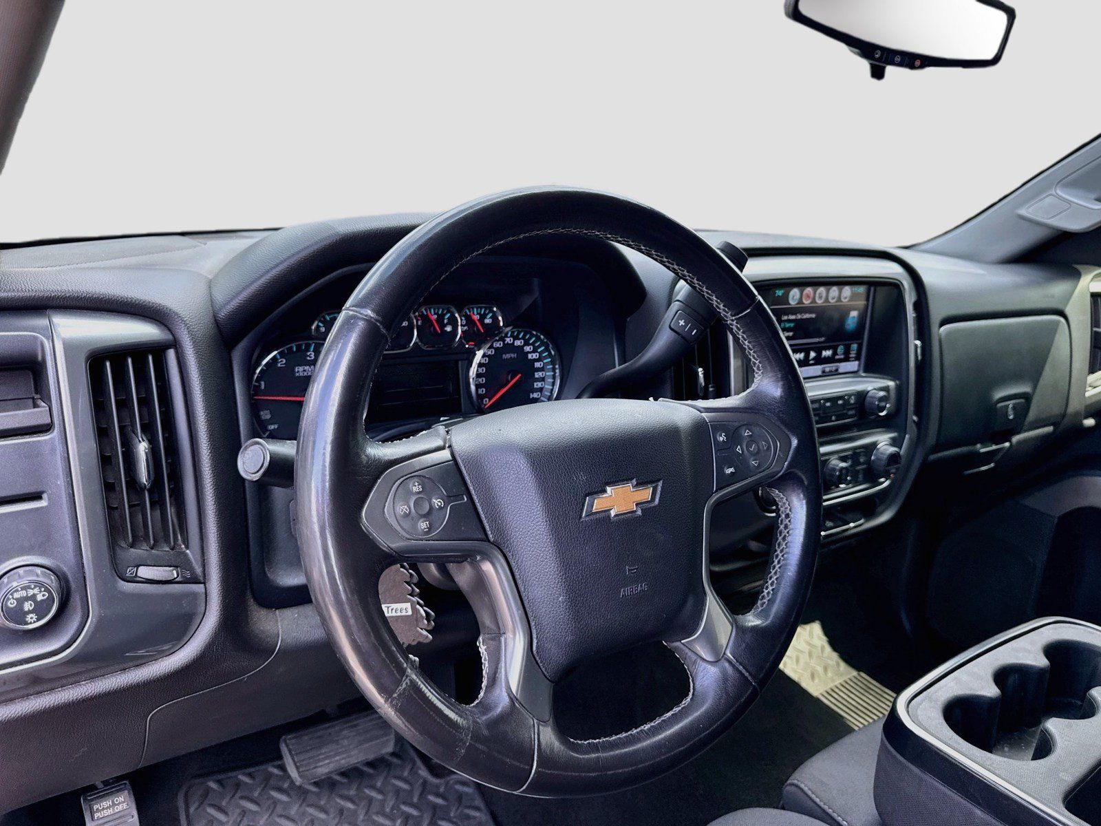 Used 2018 Chevrolet Silverado 1500 LT w/ LT Eassist Package RWD image 7