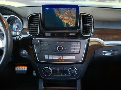 Used 2016 Mercedes-Benz GLE 350 w/ Premium Package image 21