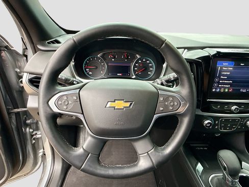 Used 2024 Chevrolet Traverse LT FWD image 11