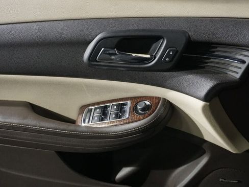 Used 2013 Chevrolet Malibu LTZ FWD image 12