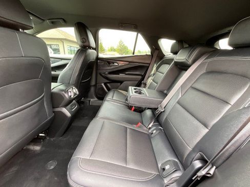 Used 2024 Chevrolet Blazer EV LT AWD/4WD image 28