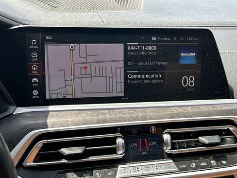 Used 2022 BMW X7 xDrive40i w/ Premium Package AWD/4WD image 34