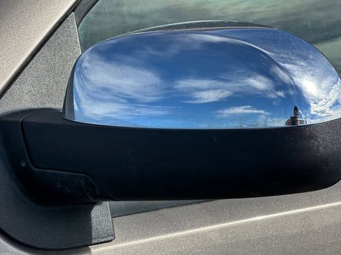 Used 2013 Chevrolet Suburban LTZ image 48