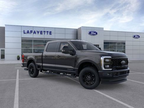 New 2026 Ford F250 Lariat w/ Black Appearance Package image 7
