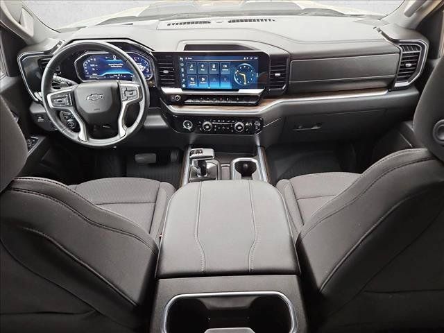 Certified 2024 Chevrolet Silverado 1500 LT Trail Boss w/ LPO, Dark Essentials Package AWD/4WD image 18