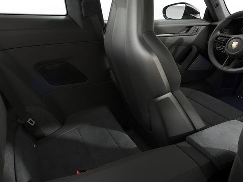 New 2026 Porsche 911 Carrera GTS RWD image 14