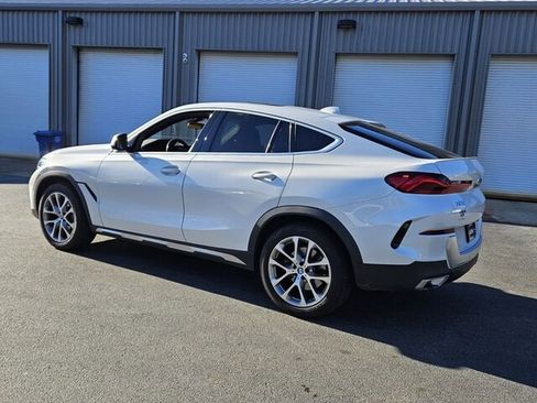 Used 2023 BMW X6 xDrive40i image 11