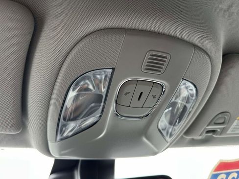 Used 2022 Jeep Compass Limited AWD/4WD image 29