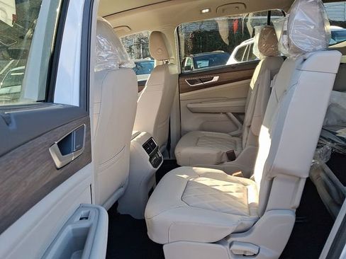 New 2026 Volkswagen Atlas SEL Premium R-Line image 6