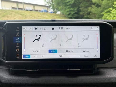 New 2025 Jeep Gladiator Sport image 24