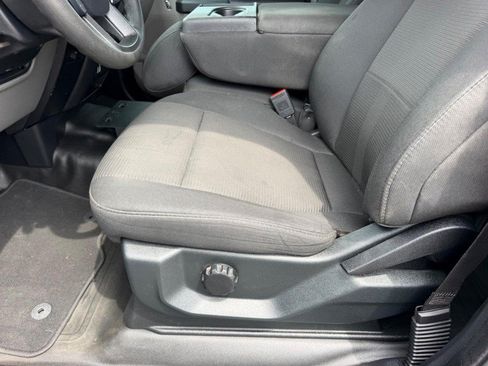 Used 2019 Ford F150 XL w/ Equipment Group 101A Mid AWD/4WD image 18