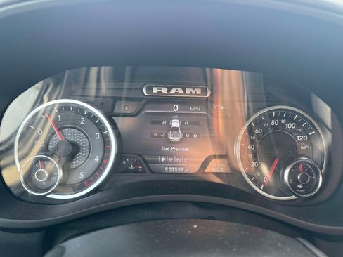 Used 2024 RAM 3500 Laramie w/ Towing Technology Group AWD/4WD image 11