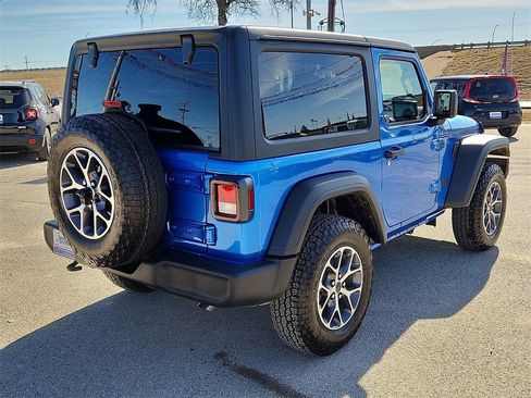 Used 2026 Jeep Wrangler Sport S image 5