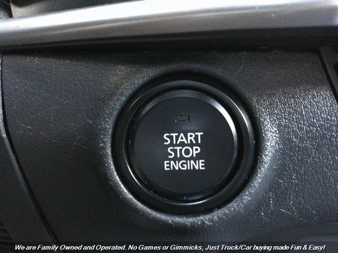 Used 2021 MAZDA MAZDA3 s image 38