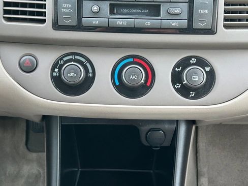 Used 2003 Toyota Camry image 23