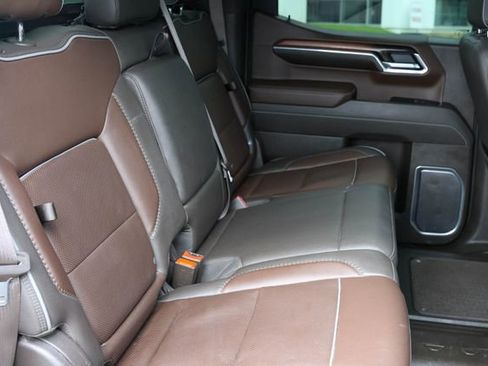 Used 2025 GMC Sierra 1500 Denali w/ Denali Reserve Package AWD/4WD image 21