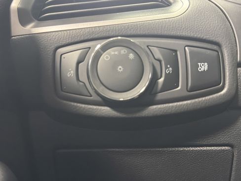 Used 2024 Ford Edge SE image 26